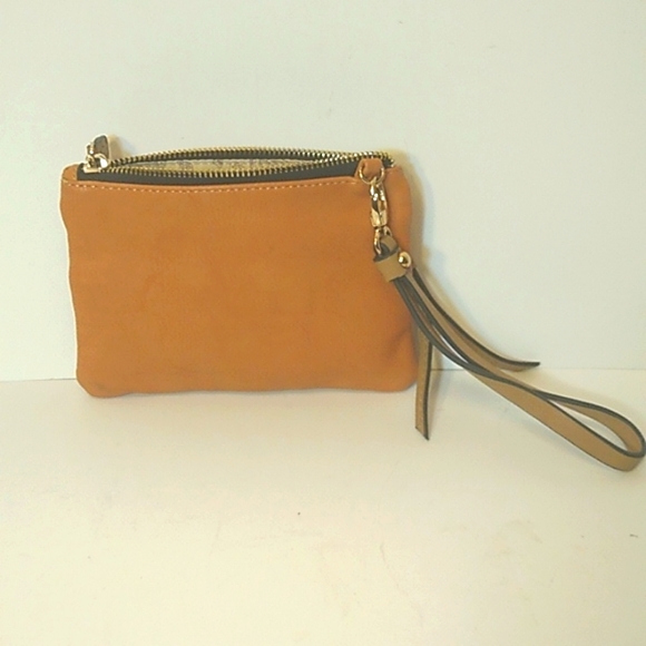 Wristlet - Picture 2 of 6